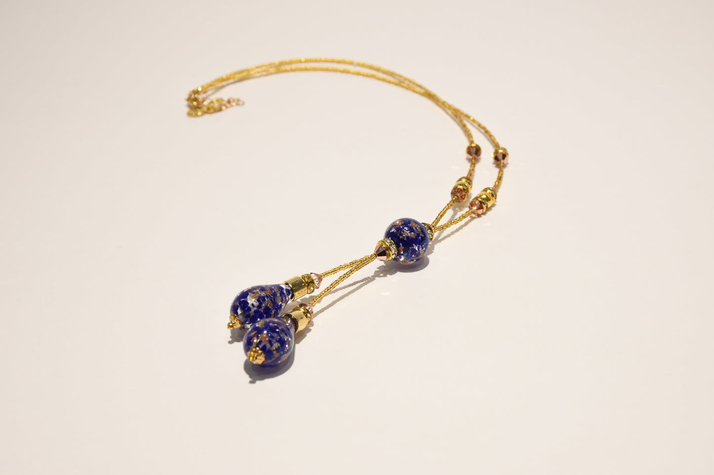 Necklace with gold in Murano glass