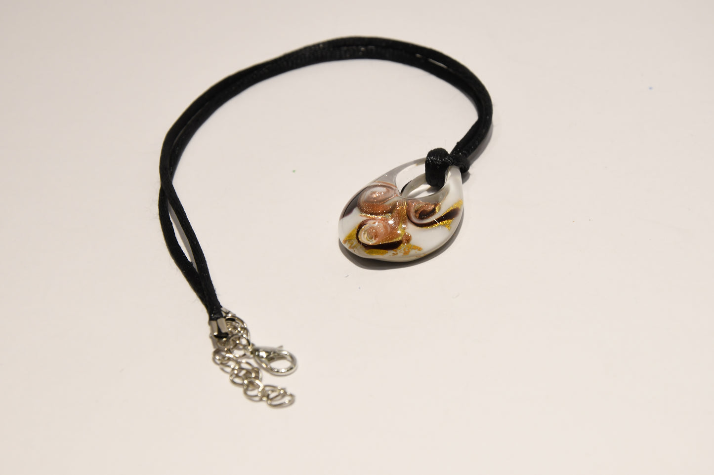 Necklace with drop pendant in Murano glass